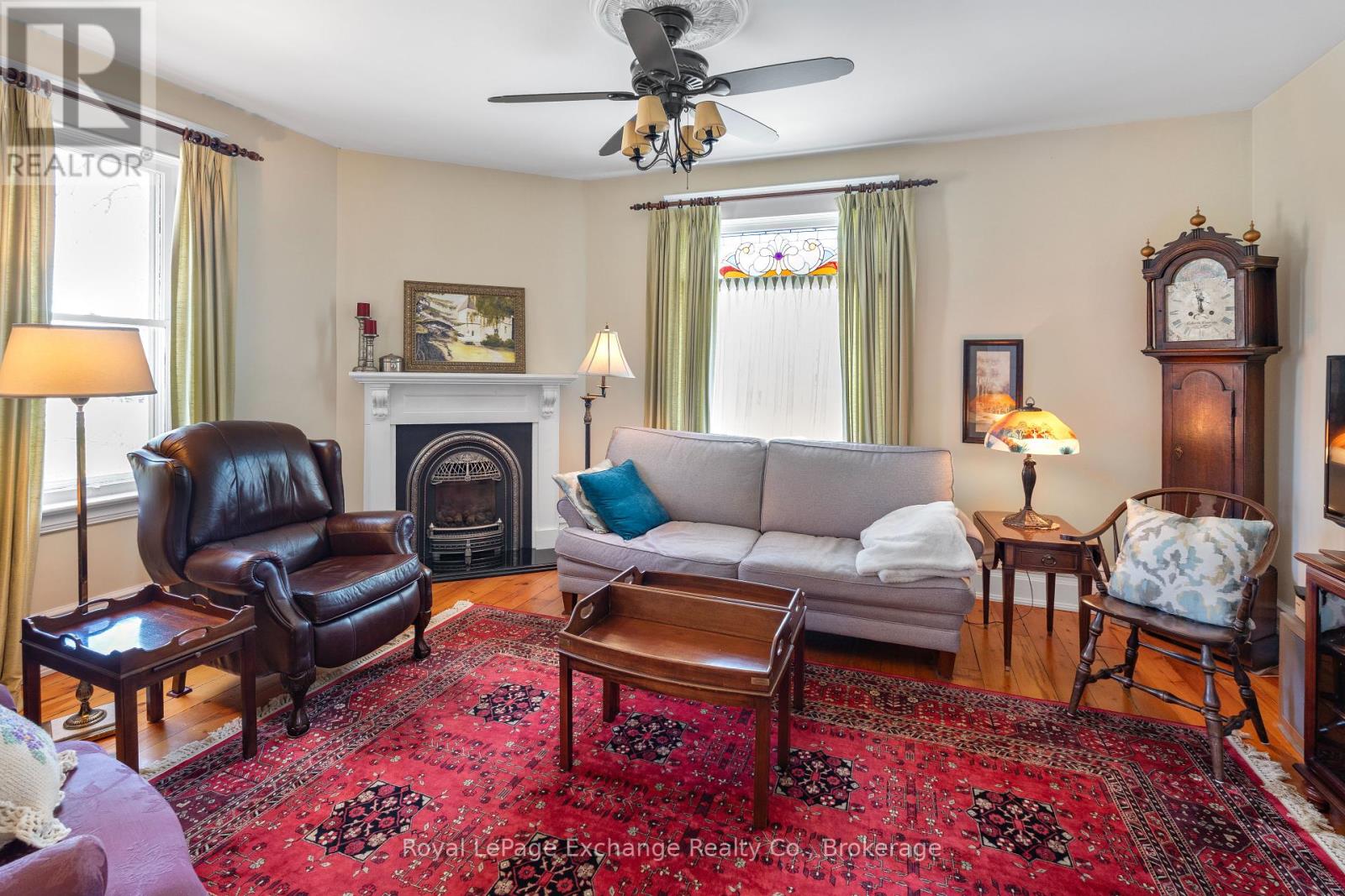 8 Queen Street, Huron-Kinloss, Ontario  N0G 2R0 - Photo 9 - X12334357