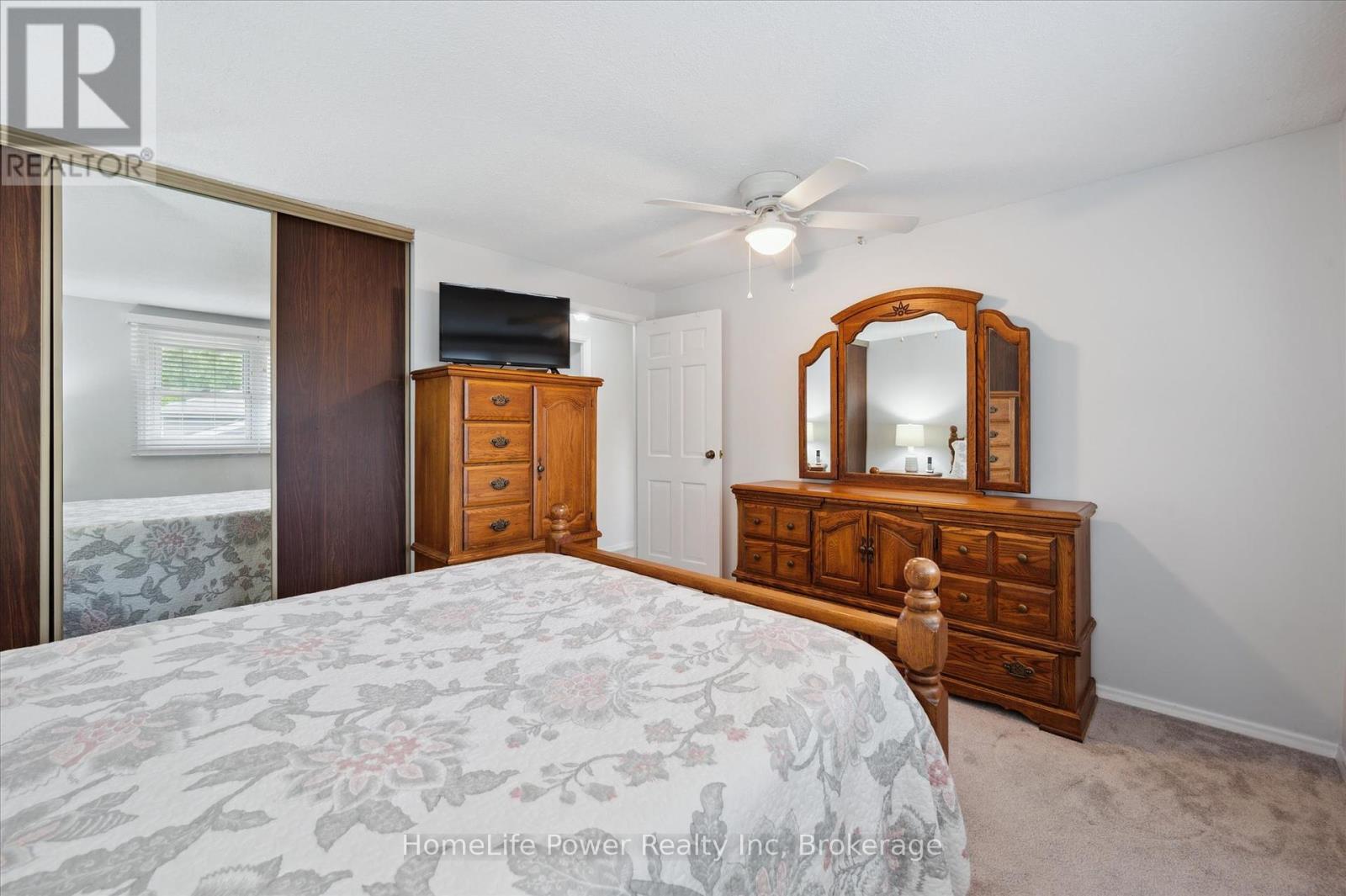 36 Sanderson Drive, Guelph, Ontario  N1H 7B8 - Photo 20 - X12334391