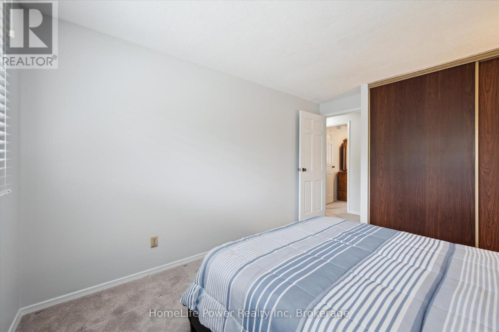 36 Sanderson Drive, Guelph, Ontario  N1H 7B8 - Photo 22 - X12334391