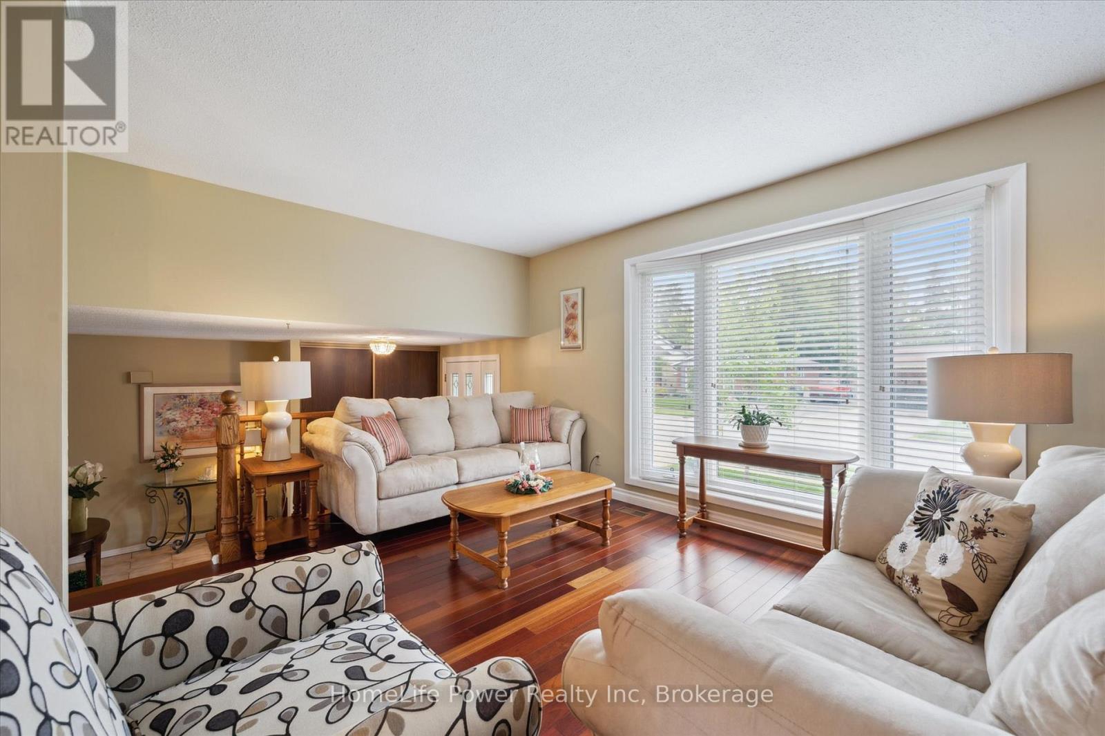 Property at 36 SANDERSON DRIVE image 5