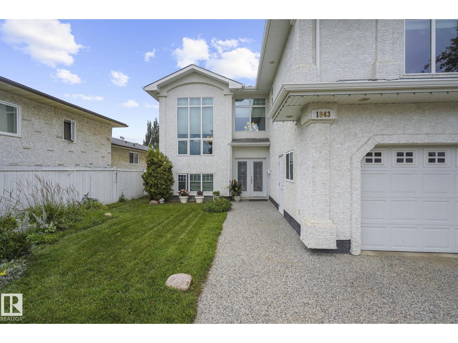 Property at 1843 45 ST NW image 3