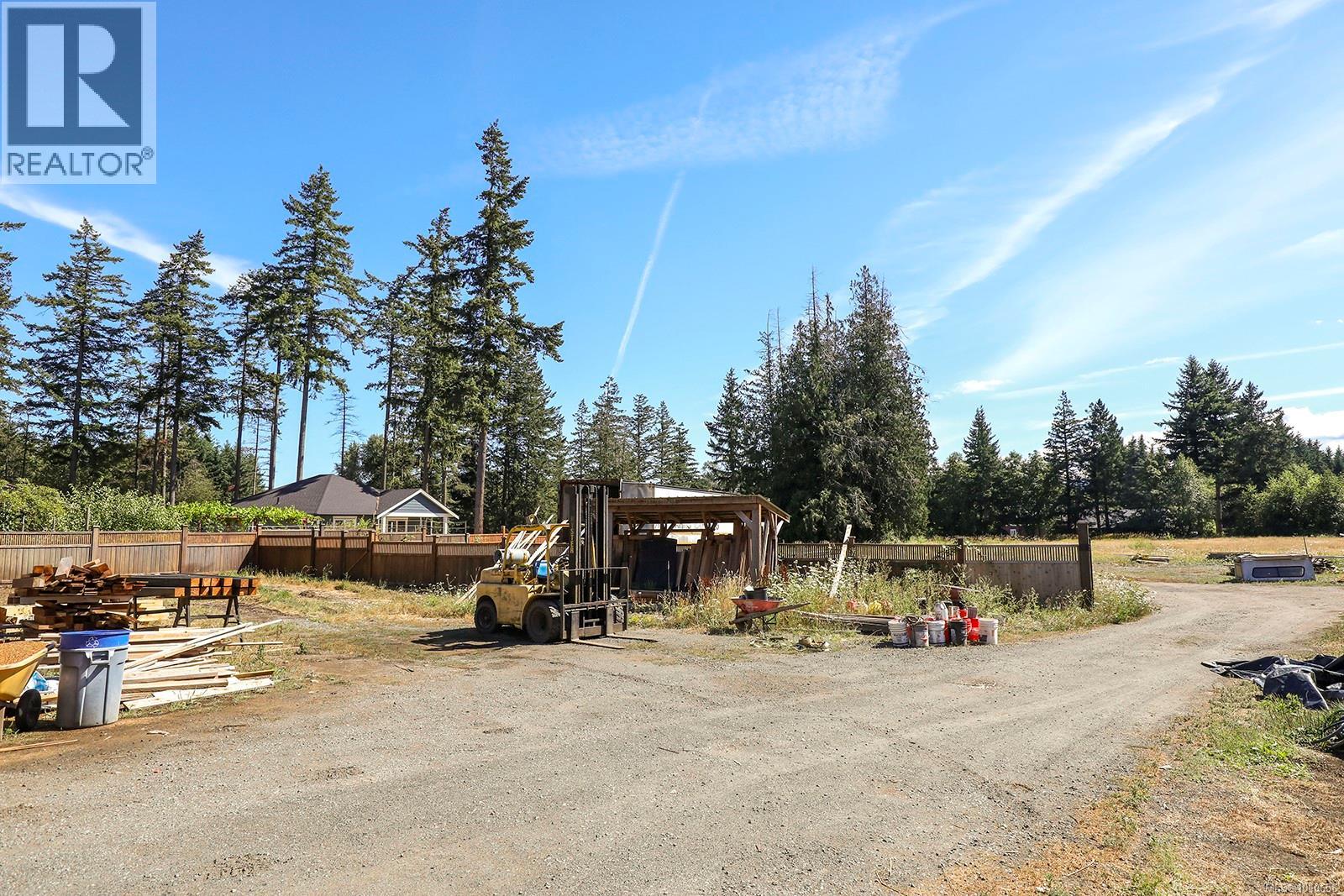 2099 Idiens Way, Comox, British Columbia  V9M 3Y9 - Photo 49 - 1010656