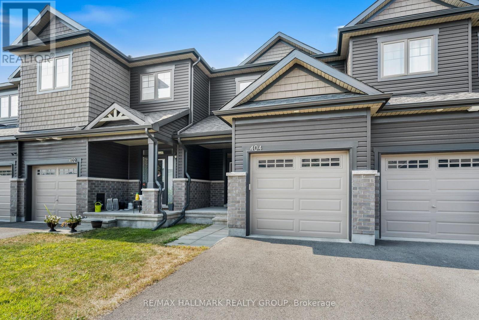 404 Premiere Lane, Clarence-Rockland, Ontario  K4K 0M7 - Photo 2 - X12334415
