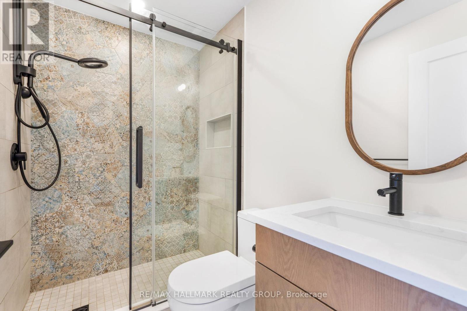 404 Premiere Lane, Clarence-Rockland, Ontario  K4K 0M7 - Photo 23 - X12334415