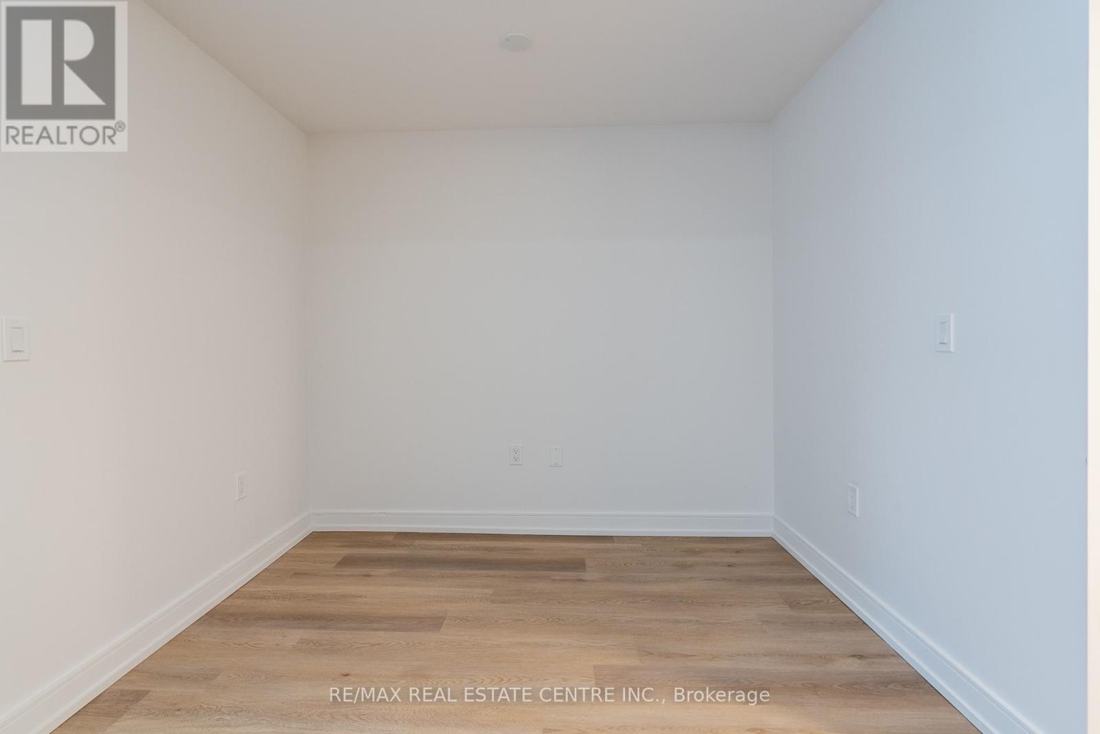 814 - 1 Jarvis Street, Hamilton, Ontario  L8R 3J2 - Photo 19 - X12334371