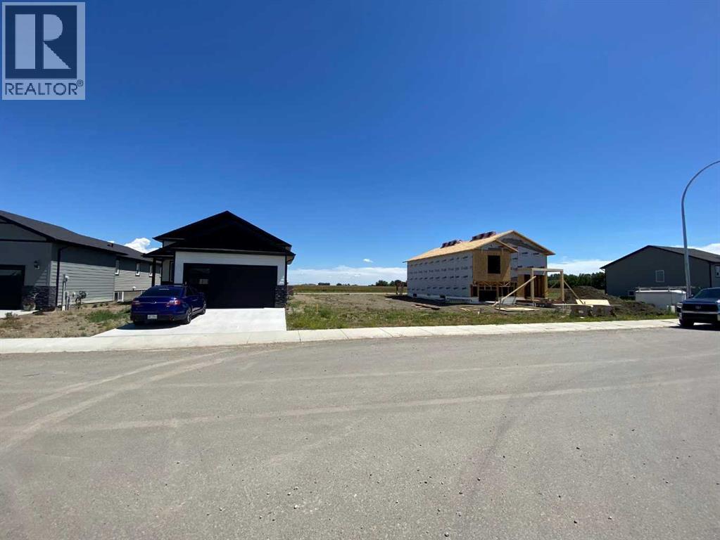 1909 Parkside Way, Coaldale, Alberta  T1M 0E8 - Photo 3 - A2239476