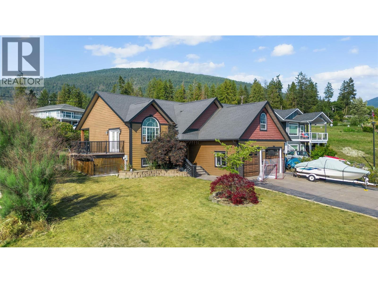 1028 PURCELL Crescent, creston, British Columbia