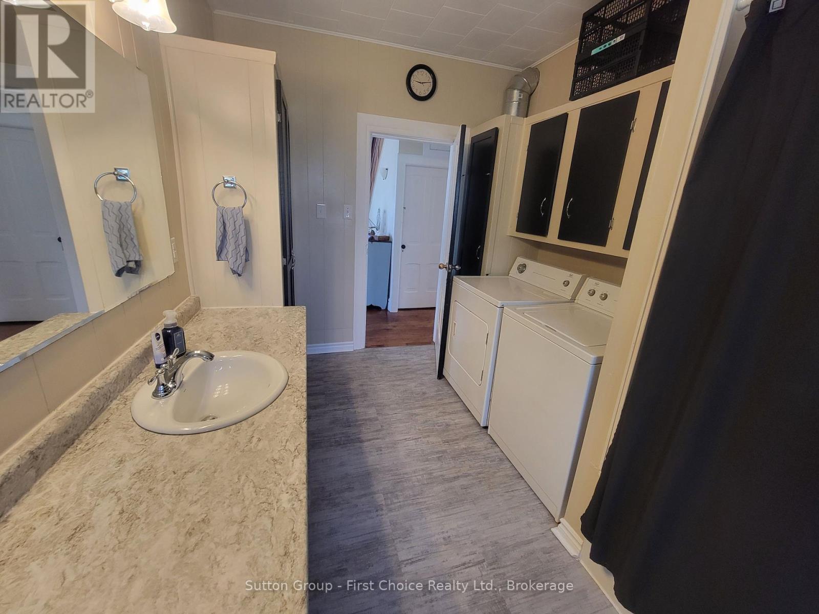 30 King Street N, South Huron, Ontario  N0M 1M0 - Photo 20 - X12334341