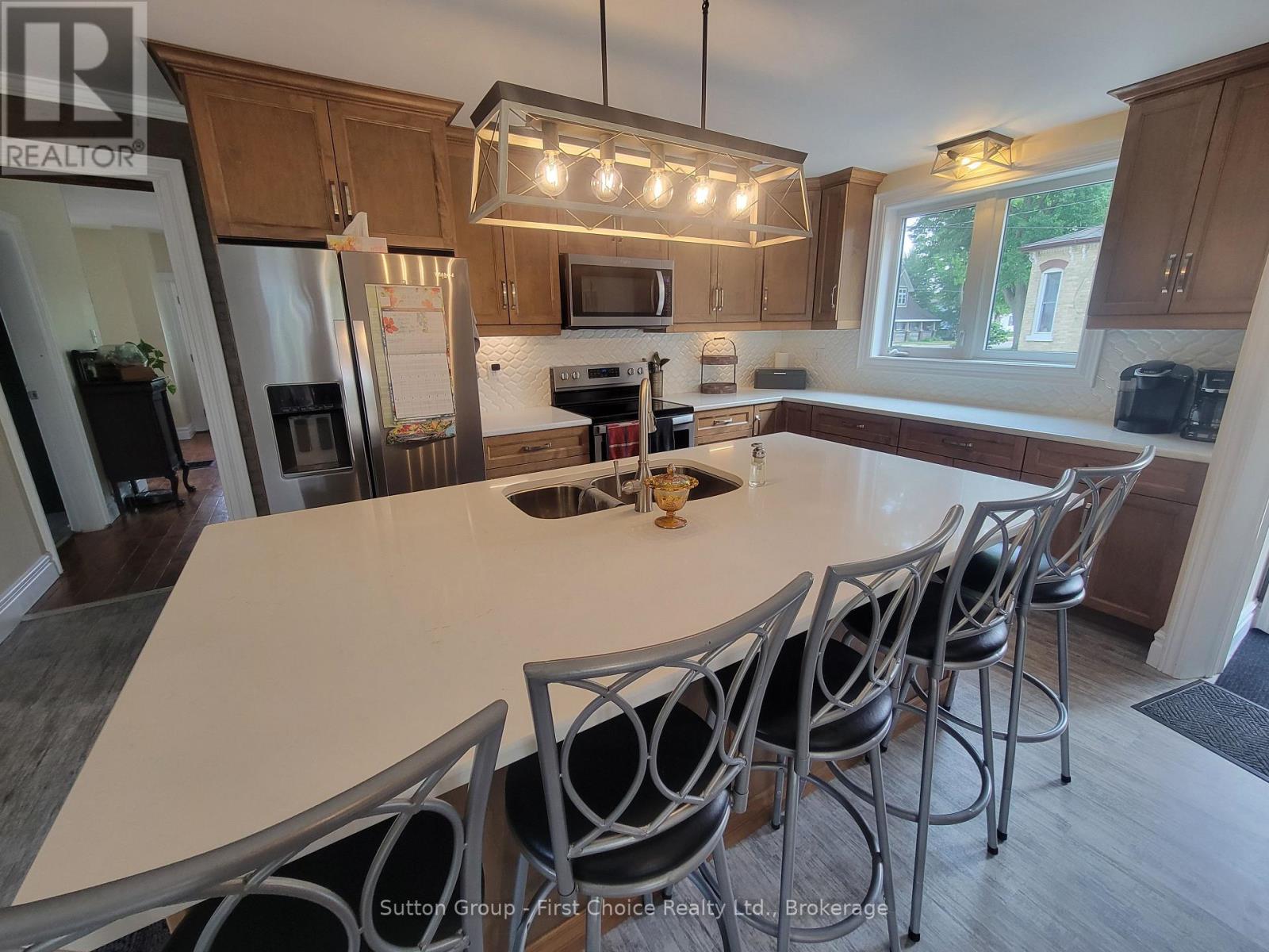 30 King Street N, South Huron, Ontario  N0M 1M0 - Photo 18 - X12334341