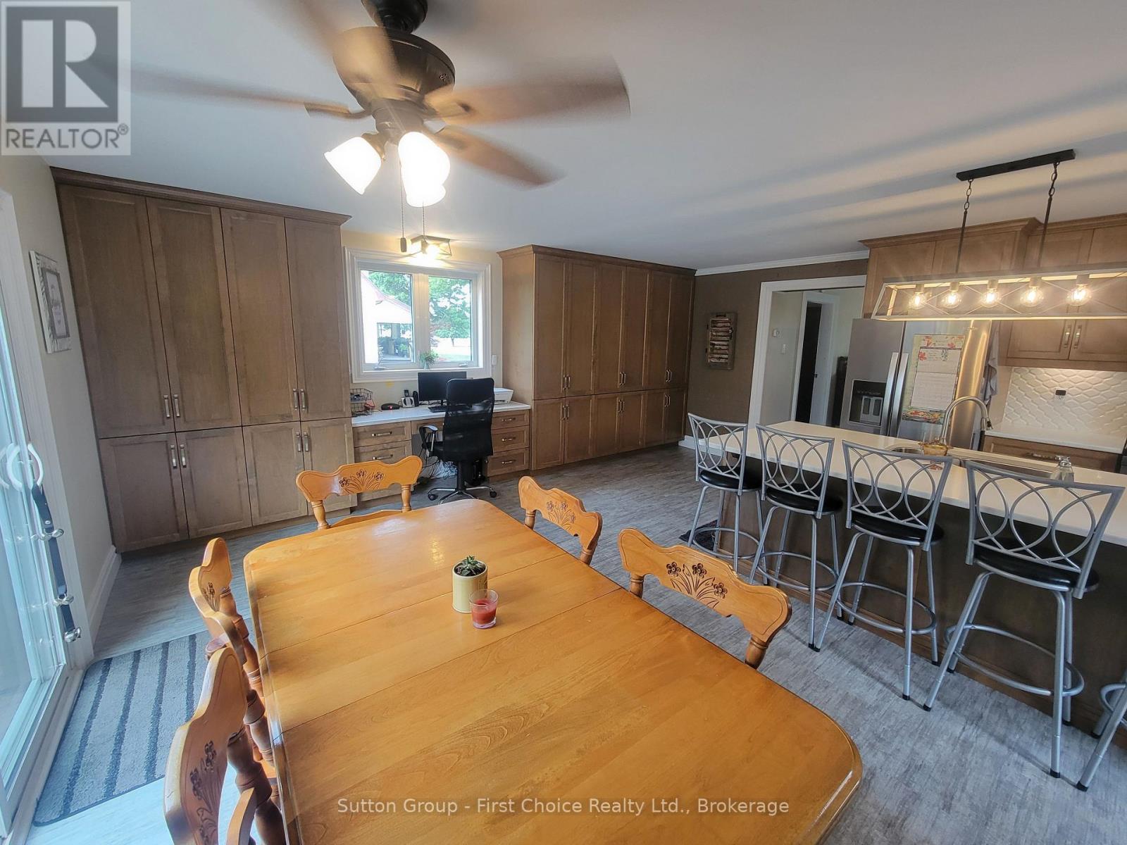30 King Street N, South Huron, Ontario  N0M 1M0 - Photo 10 - X12334341
