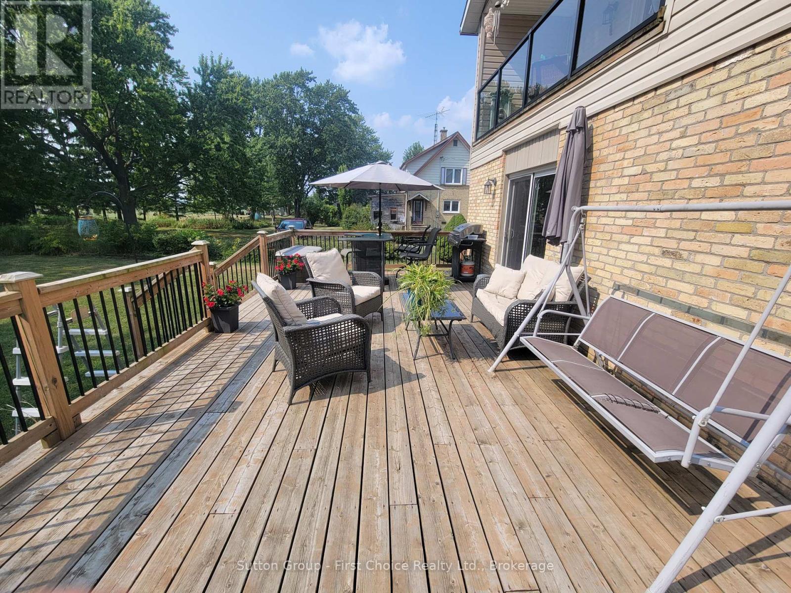 30 King Street N, South Huron, Ontario  N0M 1M0 - Photo 47 - X12334341