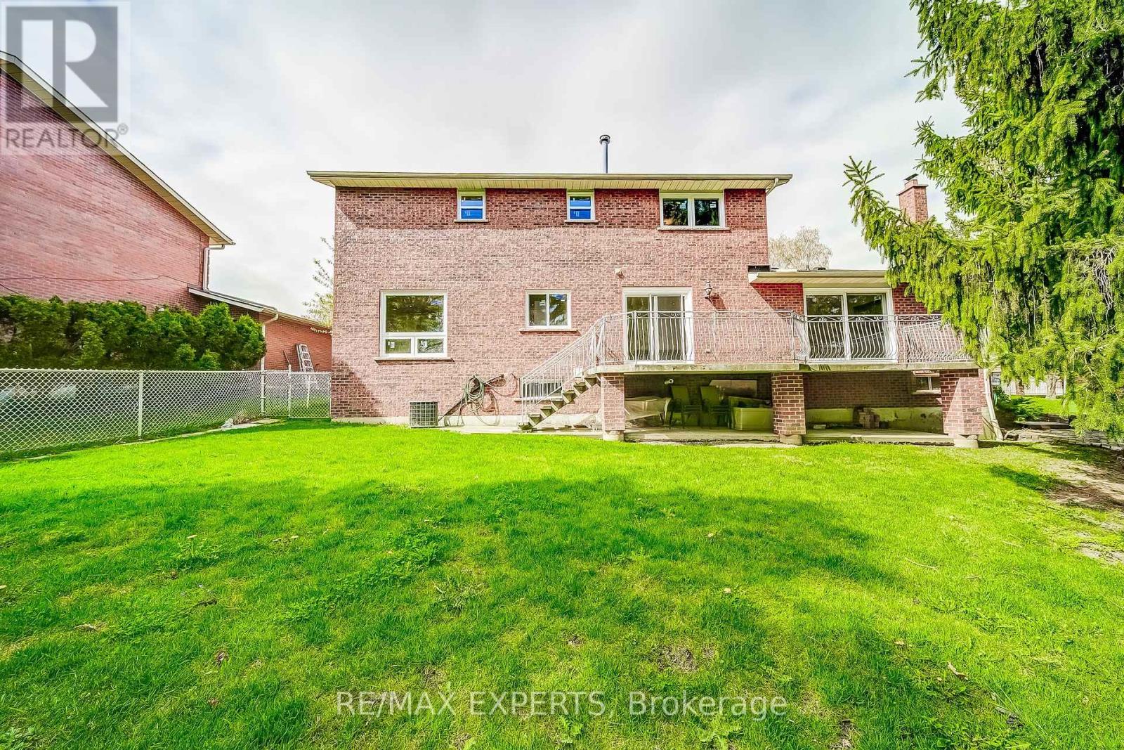 85 Villa Park Drive, Vaughan, Ontario  L4L 3G5 - Photo 30 - N12331466