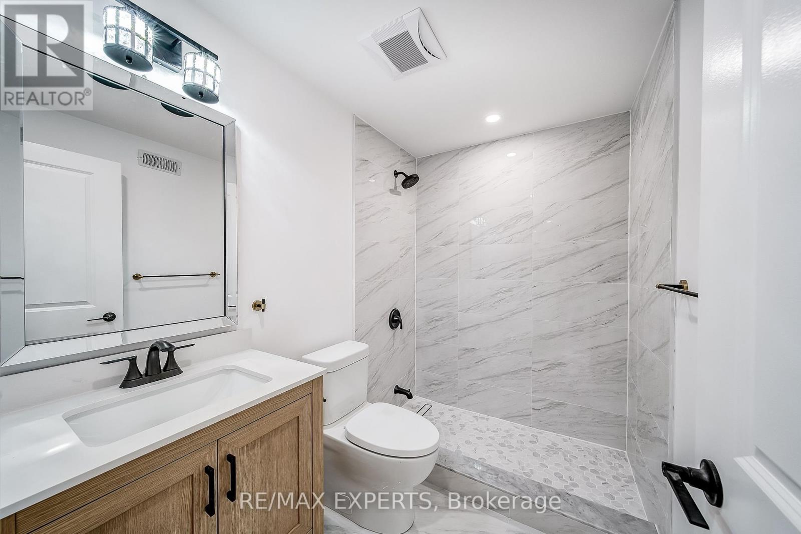 85 Villa Park Drive, Vaughan, Ontario  L4L 3G5 - Photo 26 - N12331466