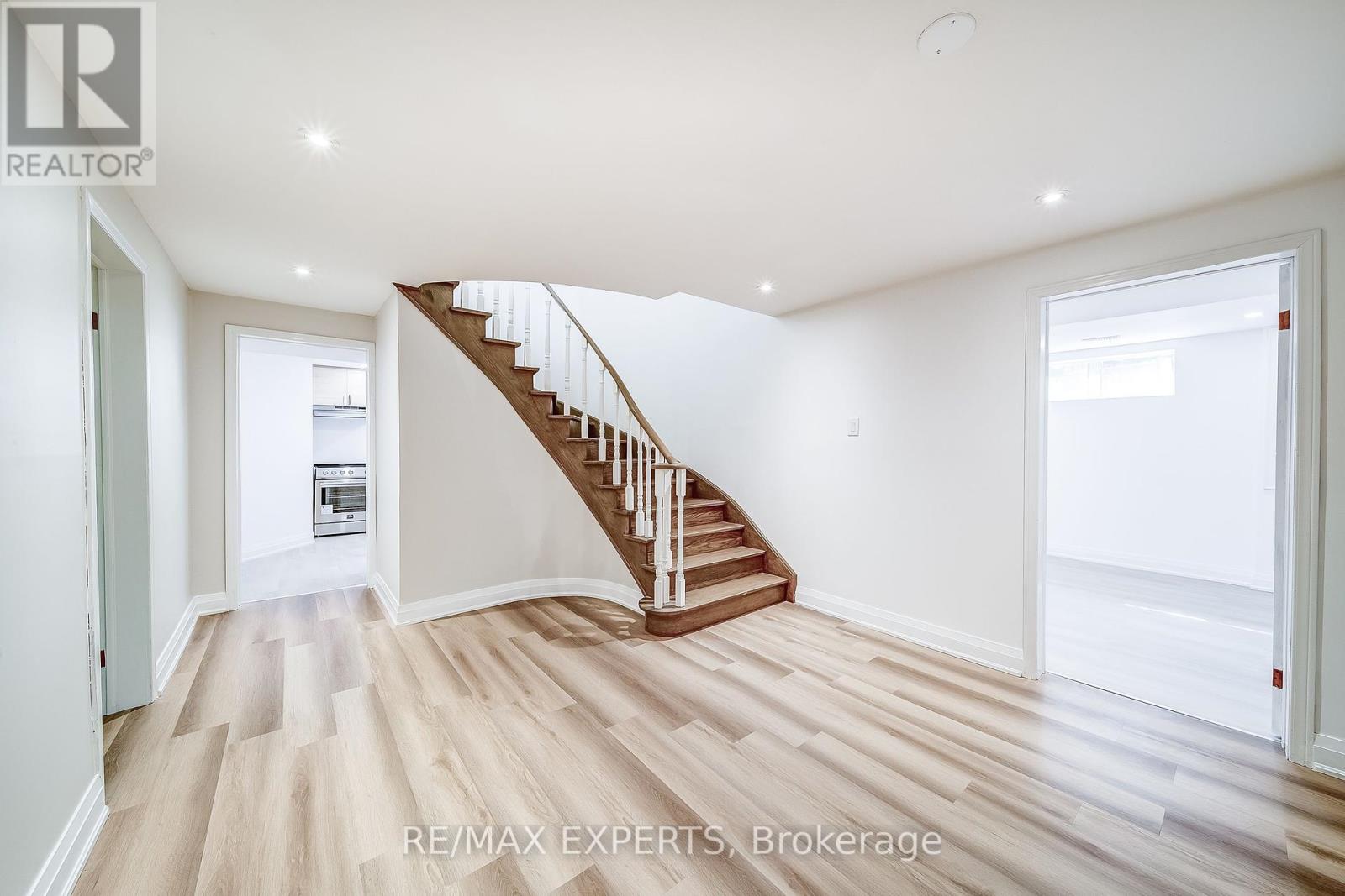 85 Villa Park Drive, Vaughan, Ontario  L4L 3G5 - Photo 50 - N12331466