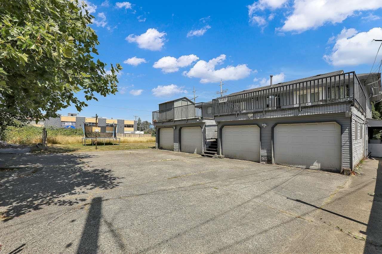 9509 152 Street, Surrey, British Columbia  V3R 5Y5 - Photo 2 - C8071328