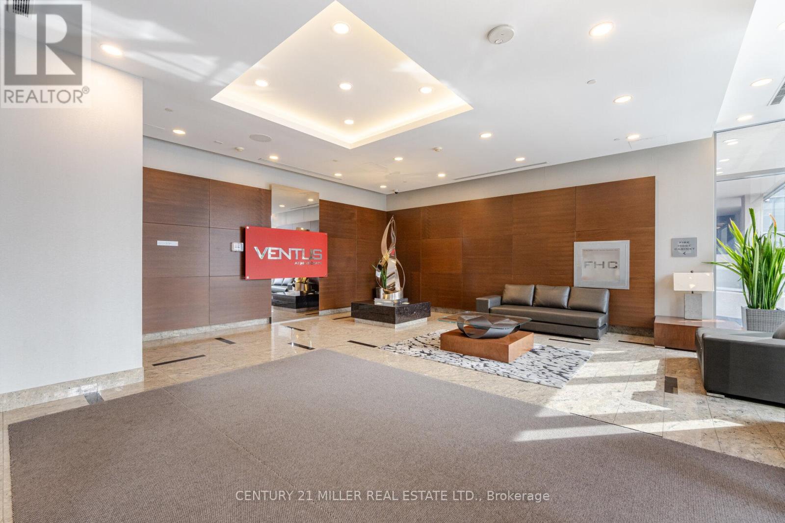 216 - 181 Village Green Square, Toronto, Ontario  M1S 0K6 - Photo 3 - E12334420