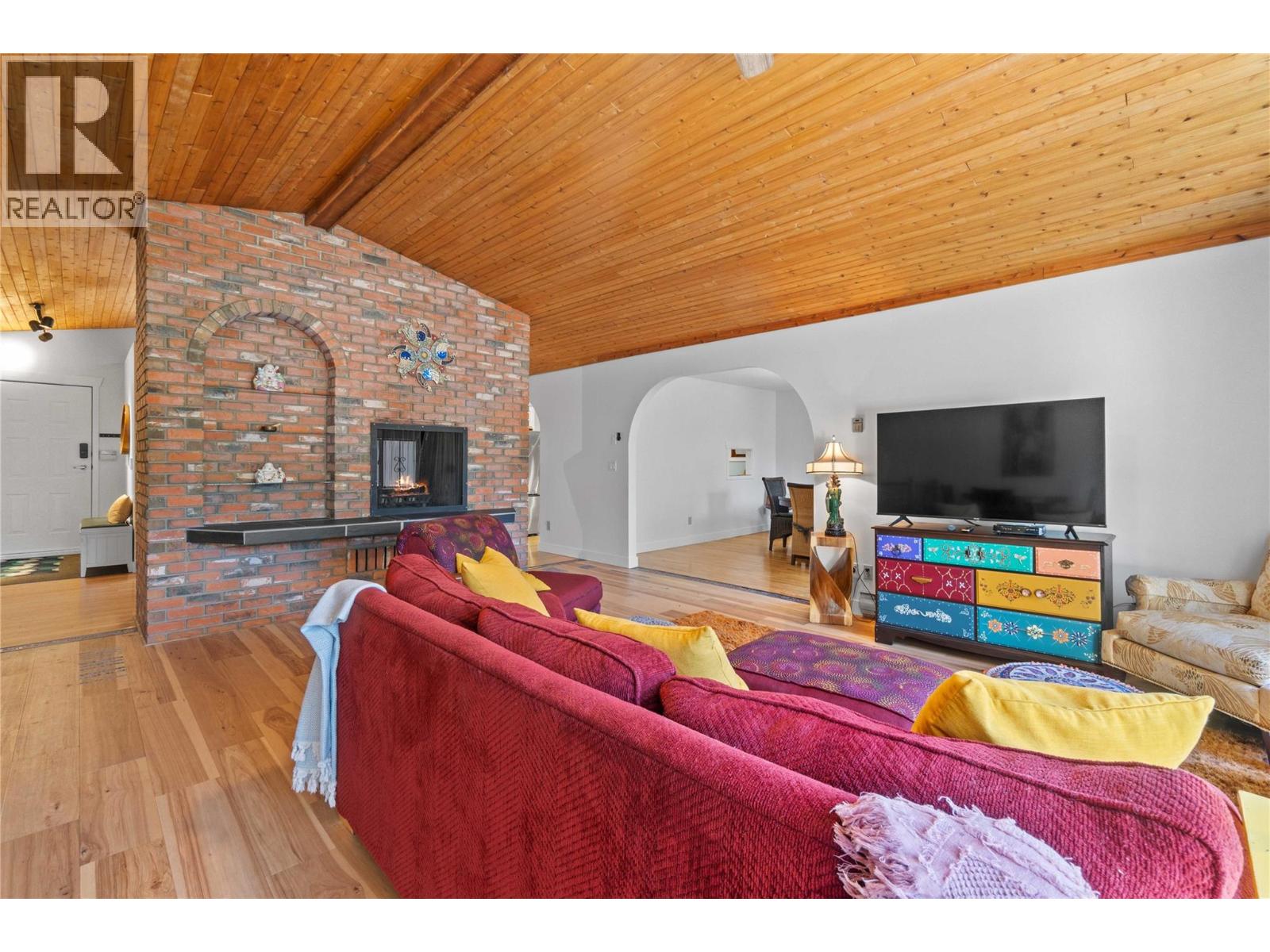 8361 Ladner Road, Vernon, British Columbia  V1B 3M8 - Photo 17 - 10358727