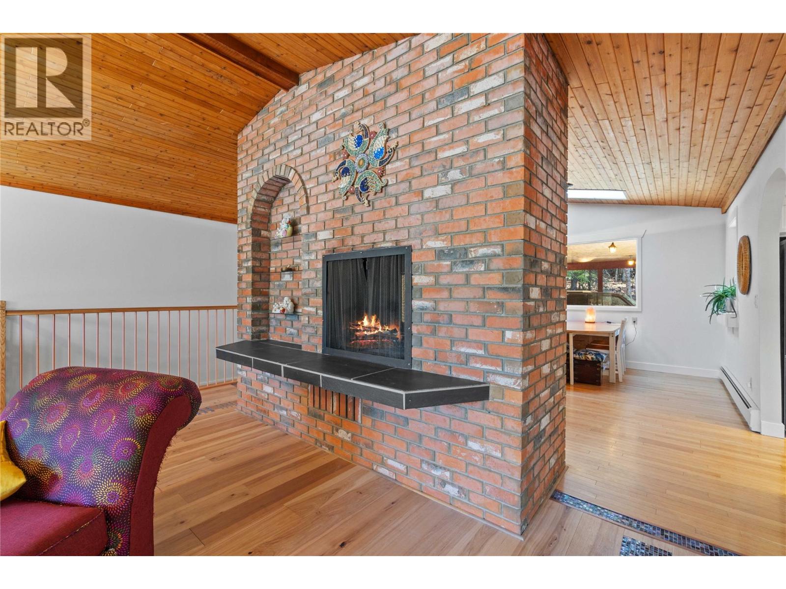 8361 Ladner Road, Vernon, British Columbia  V1B 3M8 - Photo 19 - 10358727