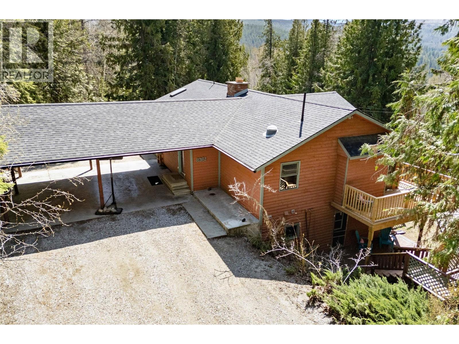 8361 Ladner Road, Vernon, British Columbia  V1B 3M8 - Photo 2 - 10358727