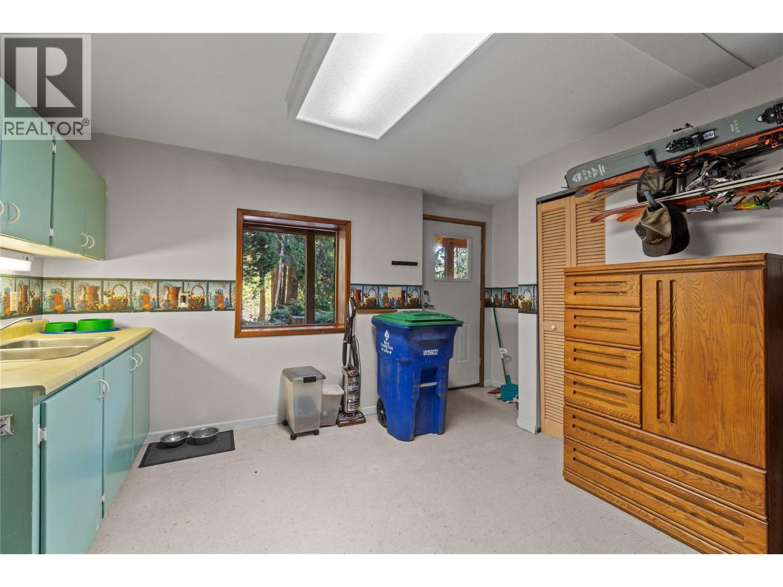 8361 Ladner Road, Vernon, British Columbia  V1B 3M8 - Photo 42 - 10358727