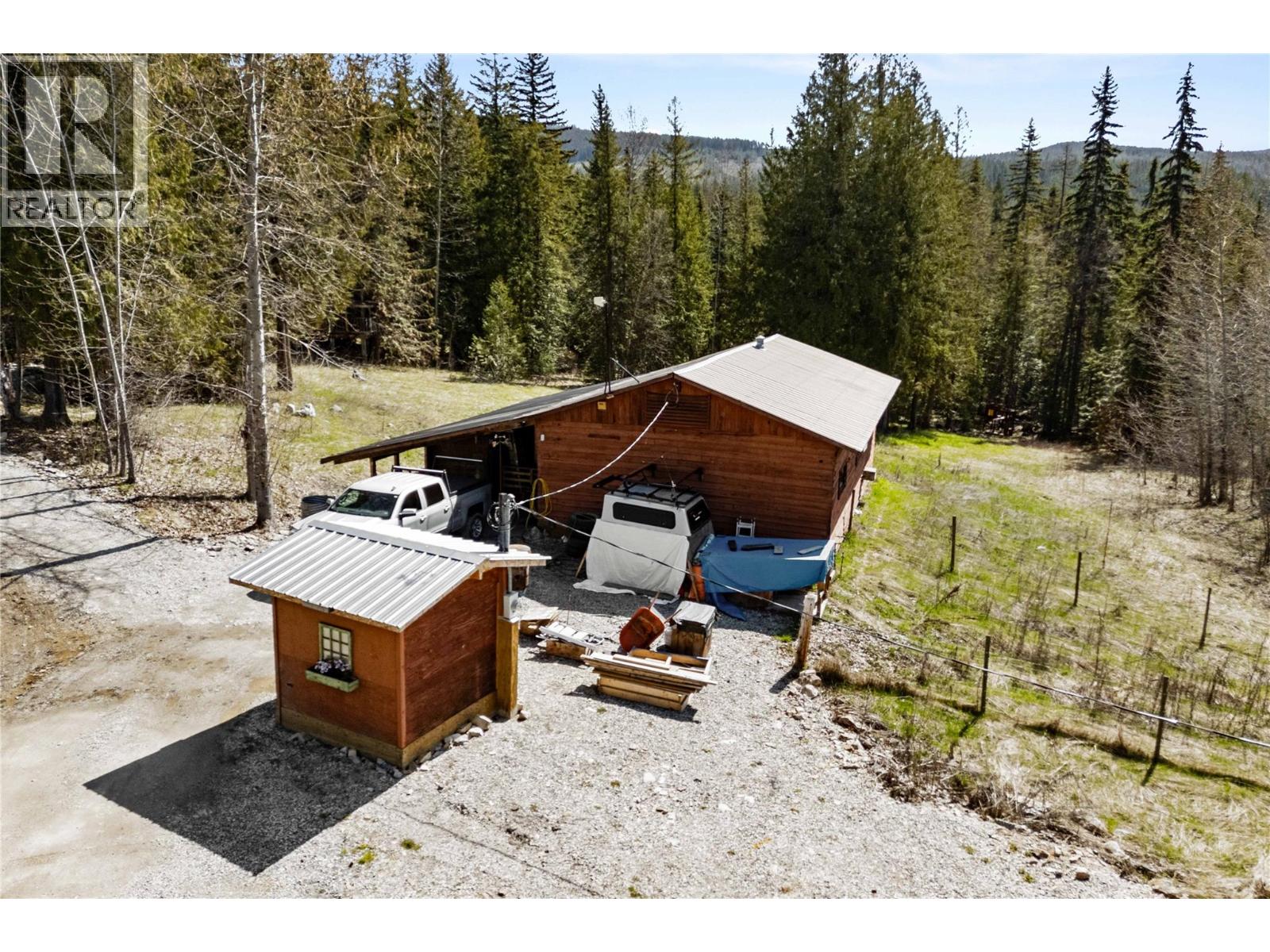 8361 Ladner Road, Vernon, British Columbia  V1B 3M8 - Photo 88 - 10358727