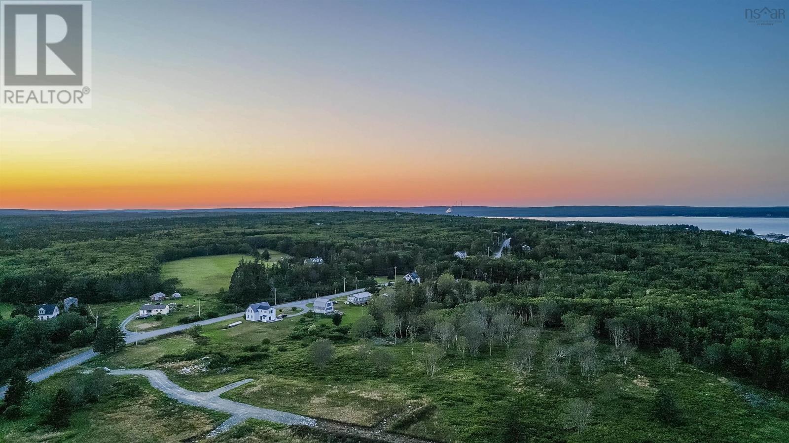 4 Scobey Lane, Mersey Point, Nova Scotia