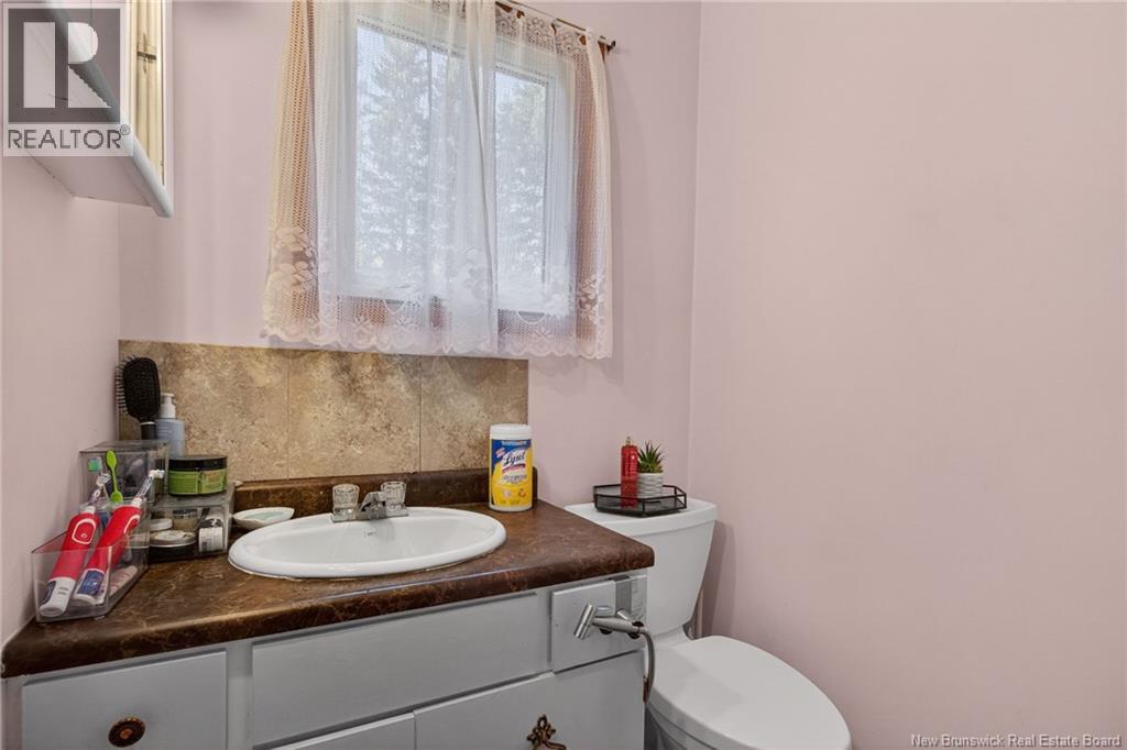 244 Fairfield Road, Sackville, New Brunswick  E4L 2Y1 - Photo 13 - NB124474