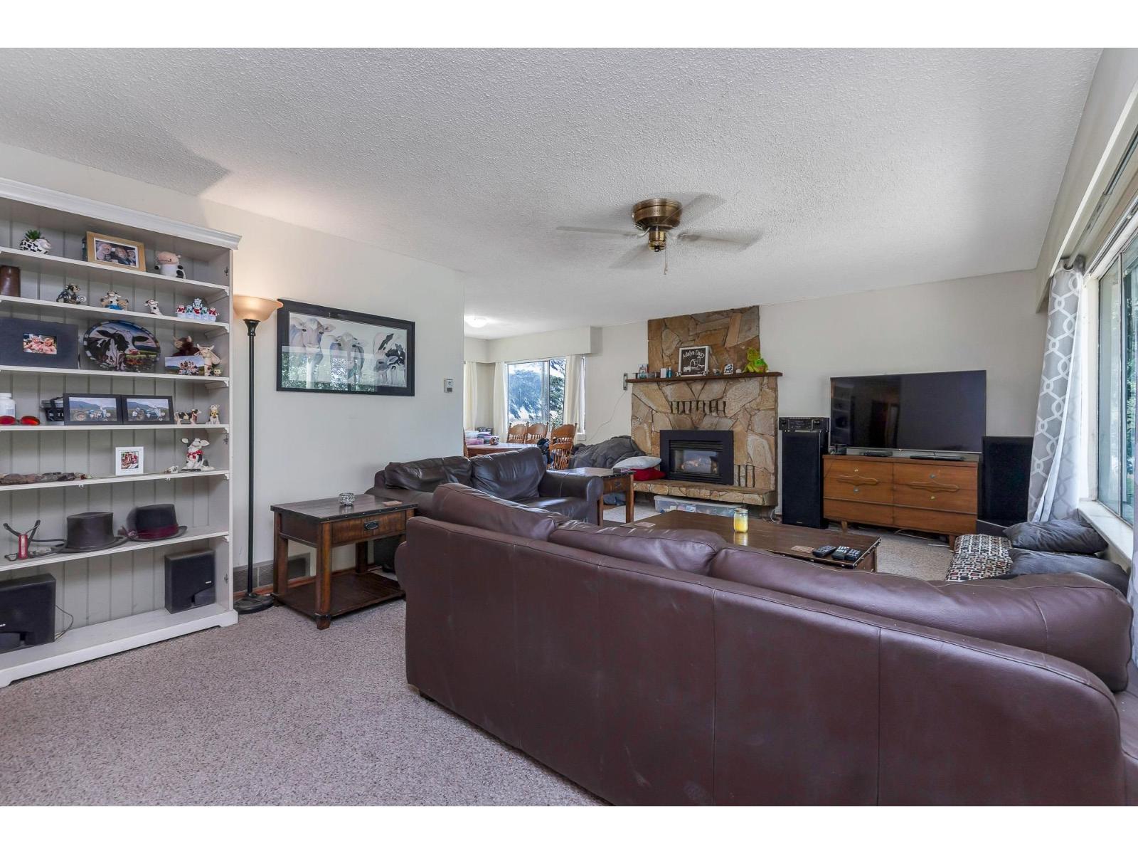 8591 Howell Road, Mission, British Columbia  V0M 1G0 - Photo 12 - R3035399