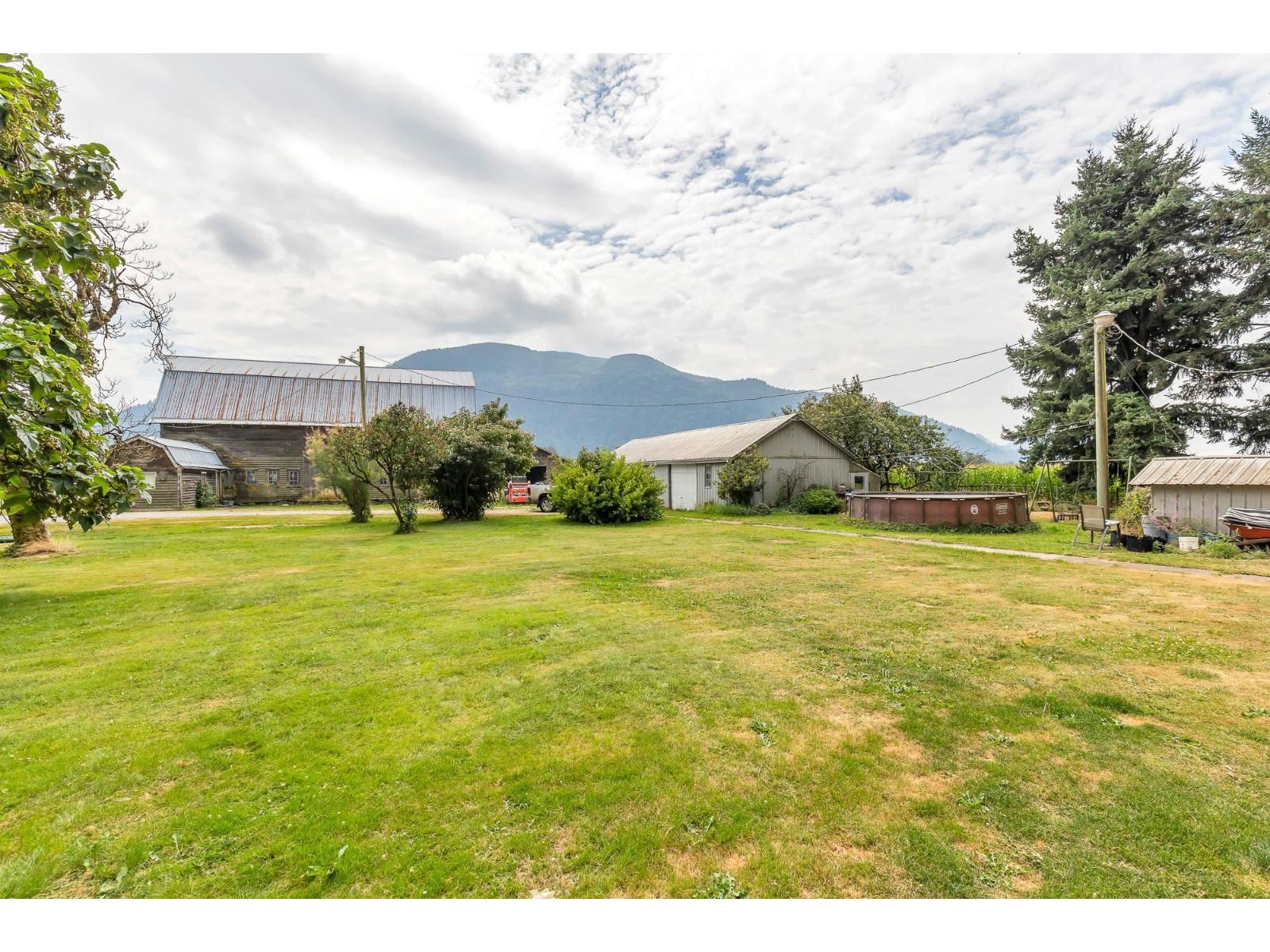 8591 Howell Road, Mission, British Columbia  V0M 1G0 - Photo 35 - R3035399
