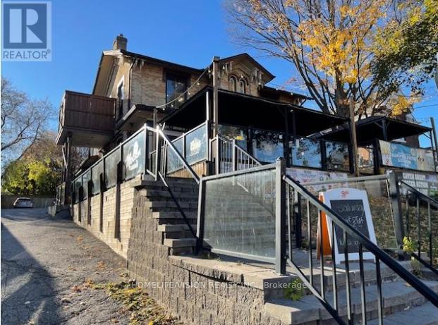 74 MAIN STREET S, Newmarket, Ontario