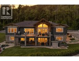 1401 65 Street SW, salmon arm, British Columbia
