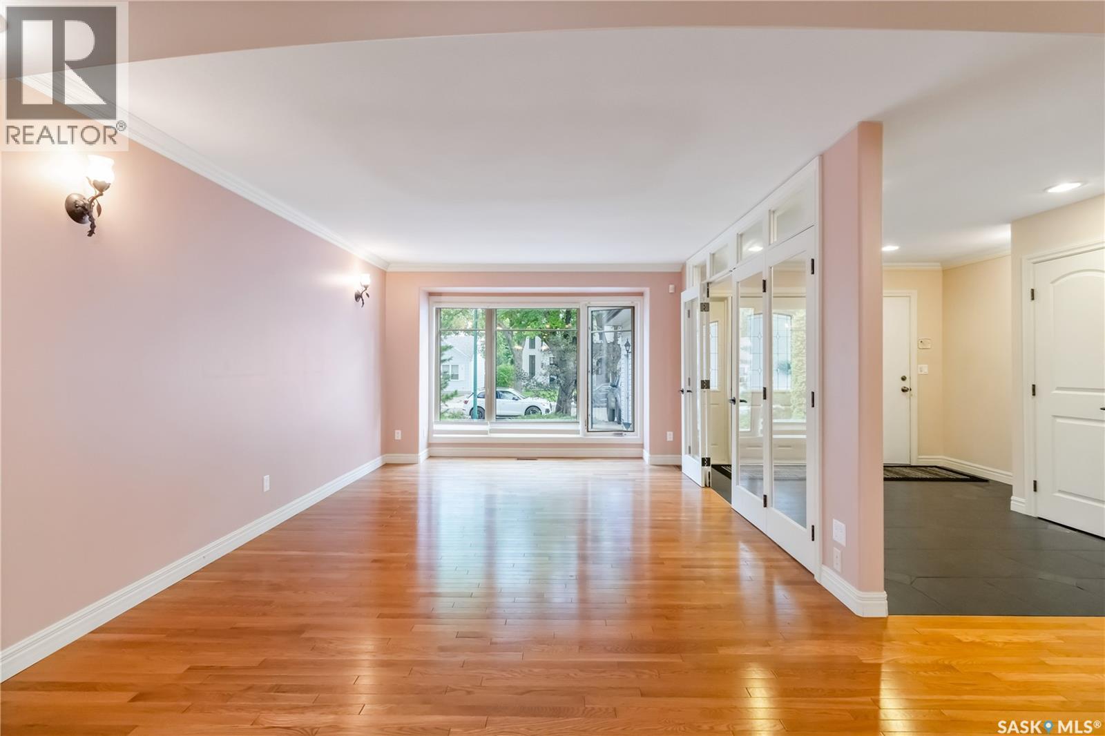 Property at 1203 15th STREET E image 5