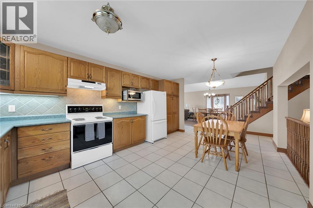212 Alderlea Avenue, Glanbrook, Ontario  L0R 1W0 - Photo 14 - 40758896