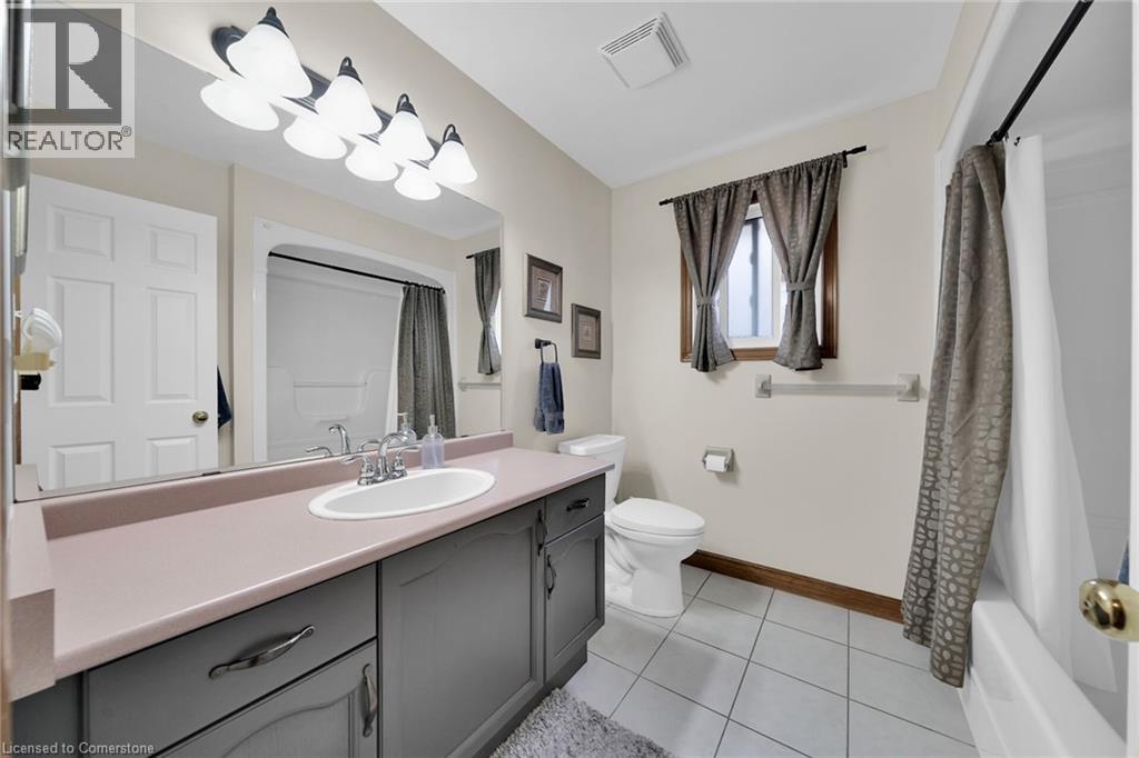 212 Alderlea Avenue, Glanbrook, Ontario  L0R 1W0 - Photo 15 - 40758896