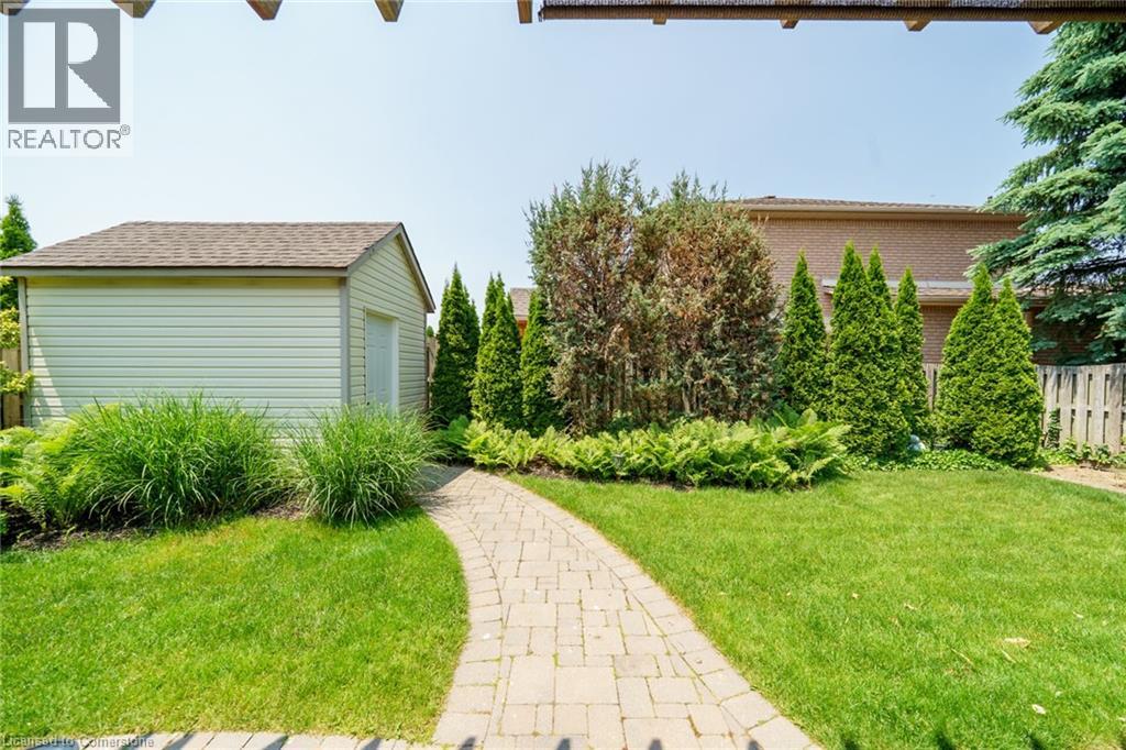 212 Alderlea Avenue, Glanbrook, Ontario  L0R 1W0 - Photo 40 - 40758896