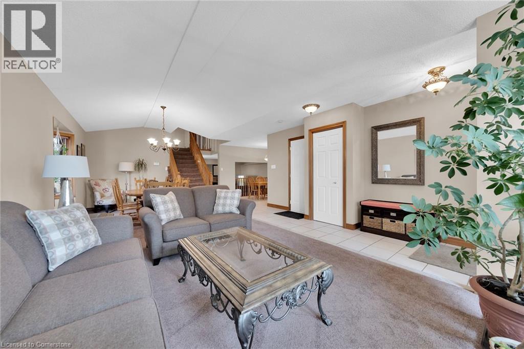 212 Alderlea Avenue, Glanbrook, Ontario  L0R 1W0 - Photo 6 - 40758896