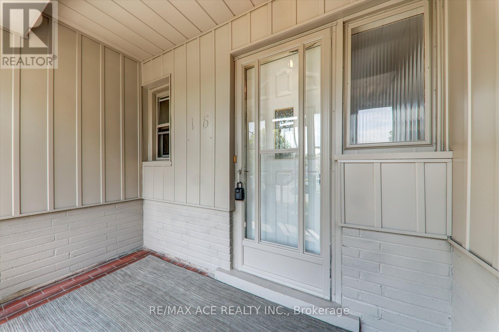 Property at 16 YORKSHIRE ROAD image 5