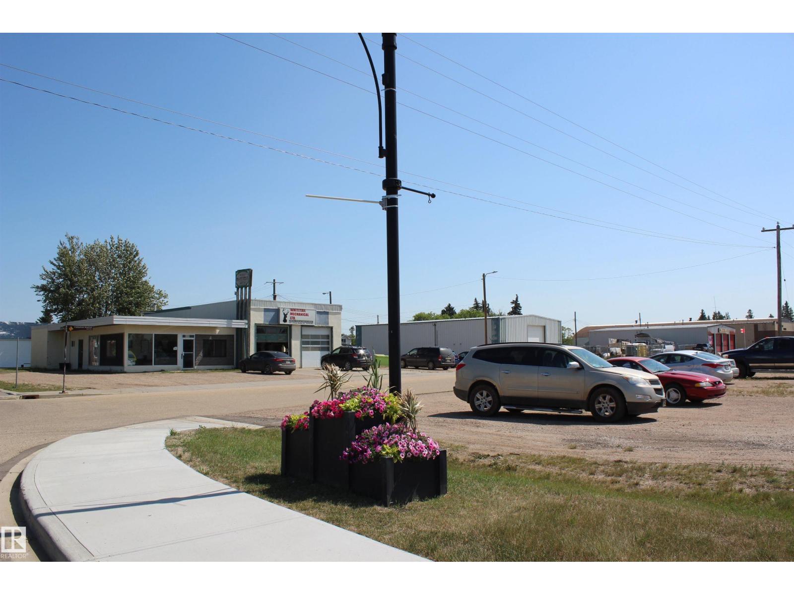 5003 50 St, Mundare, Alberta  T0B 3H0 - Photo 5 - E4448928