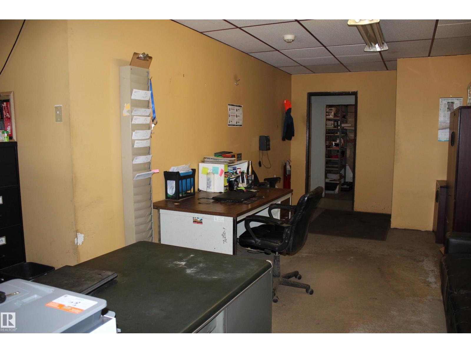 5003 50 St, Mundare, Alberta  T0B 3H0 - Photo 12 - E4448928