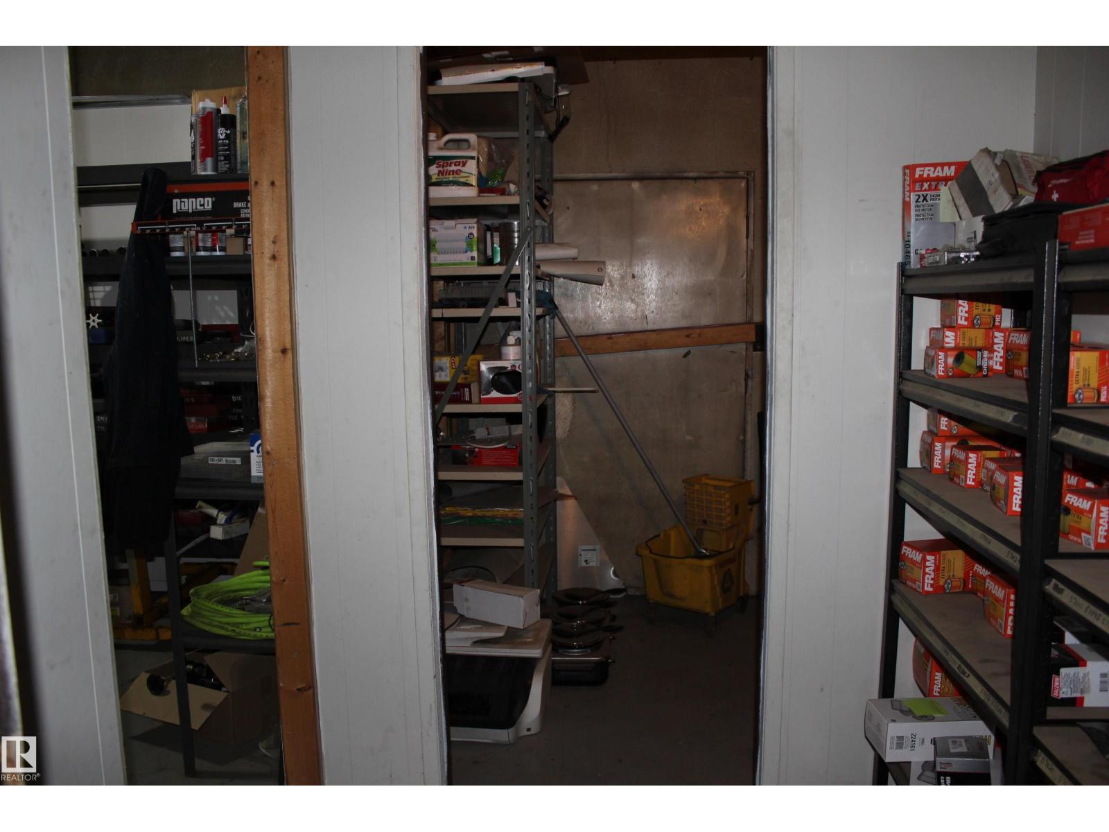 5003 50 St, Mundare, Alberta  T0B 3H0 - Photo 14 - E4448928