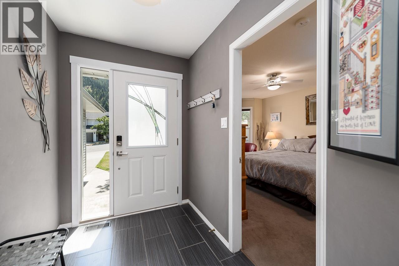 Property at 2776 CAPILANO Drive image 4
