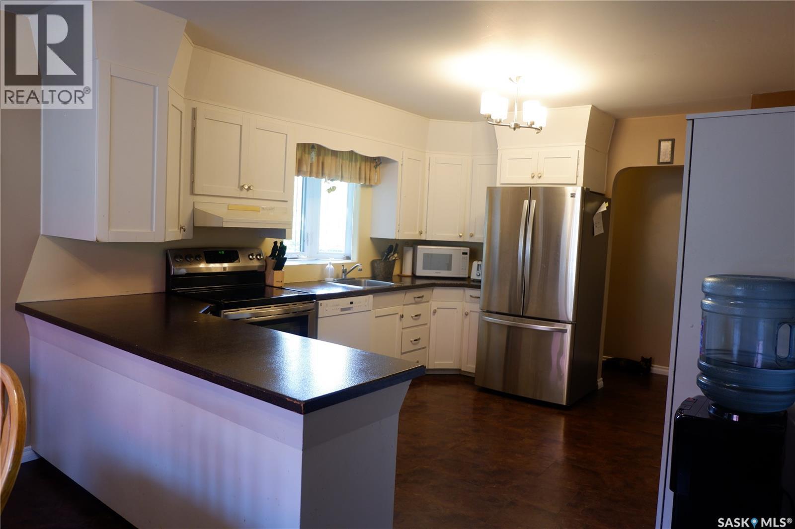 314 Columbus Drive, Rockglen, Saskatchewan  S0H 3R0 - Photo 4 - SK015175
