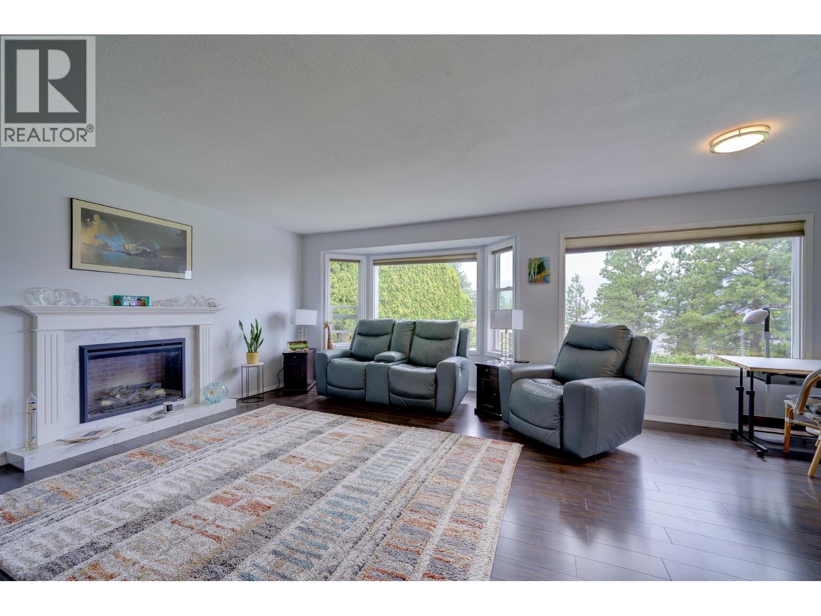 Property at 2776 CAPILANO Drive image 5