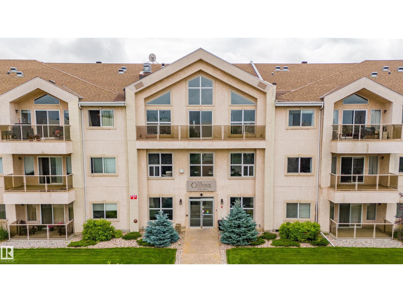 #208 10421 42 AV NW, Edmonton, Alberta