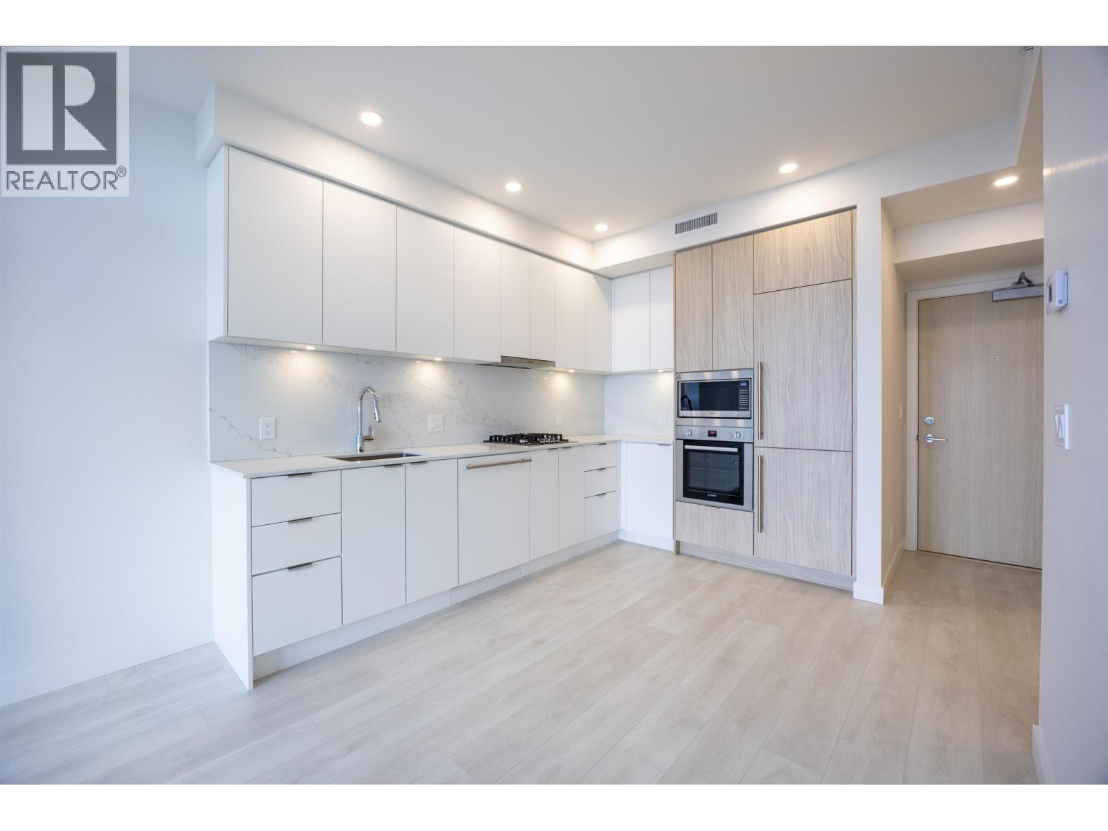 3705 537 Cottonwood Avenue, Coquitlam, British Columbia  V3J 0S4 - Photo 8 - R3035296