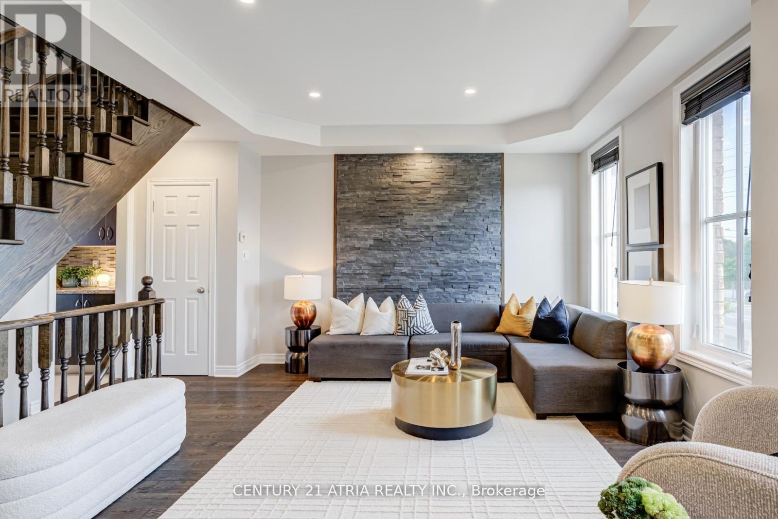 2918 Elgin Mills Road E, Markham, Ontario  L6C 0E5 - Photo 10 - N12334540
