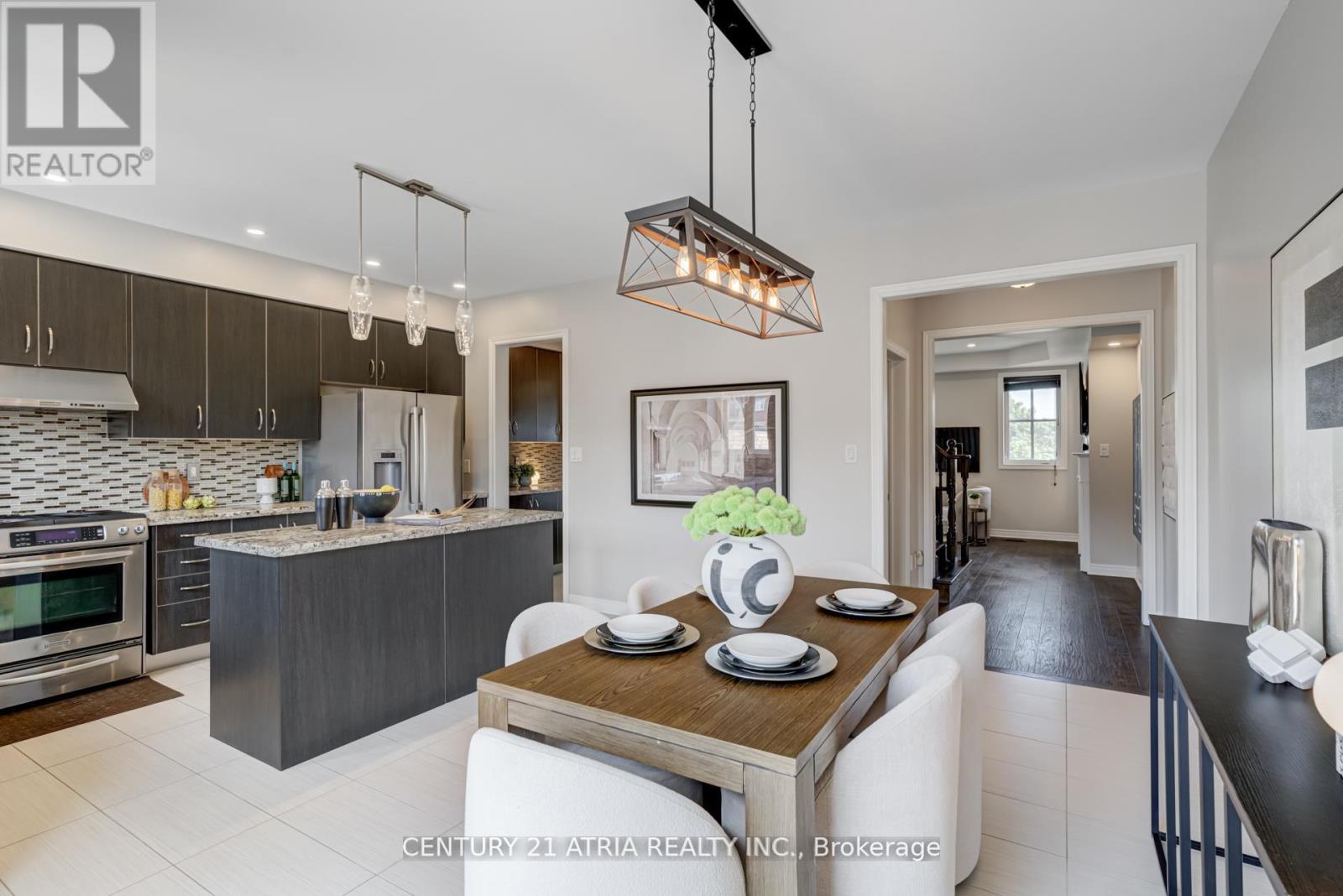 2918 Elgin Mills Road E, Markham, Ontario  L6C 0E5 - Photo 12 - N12334540