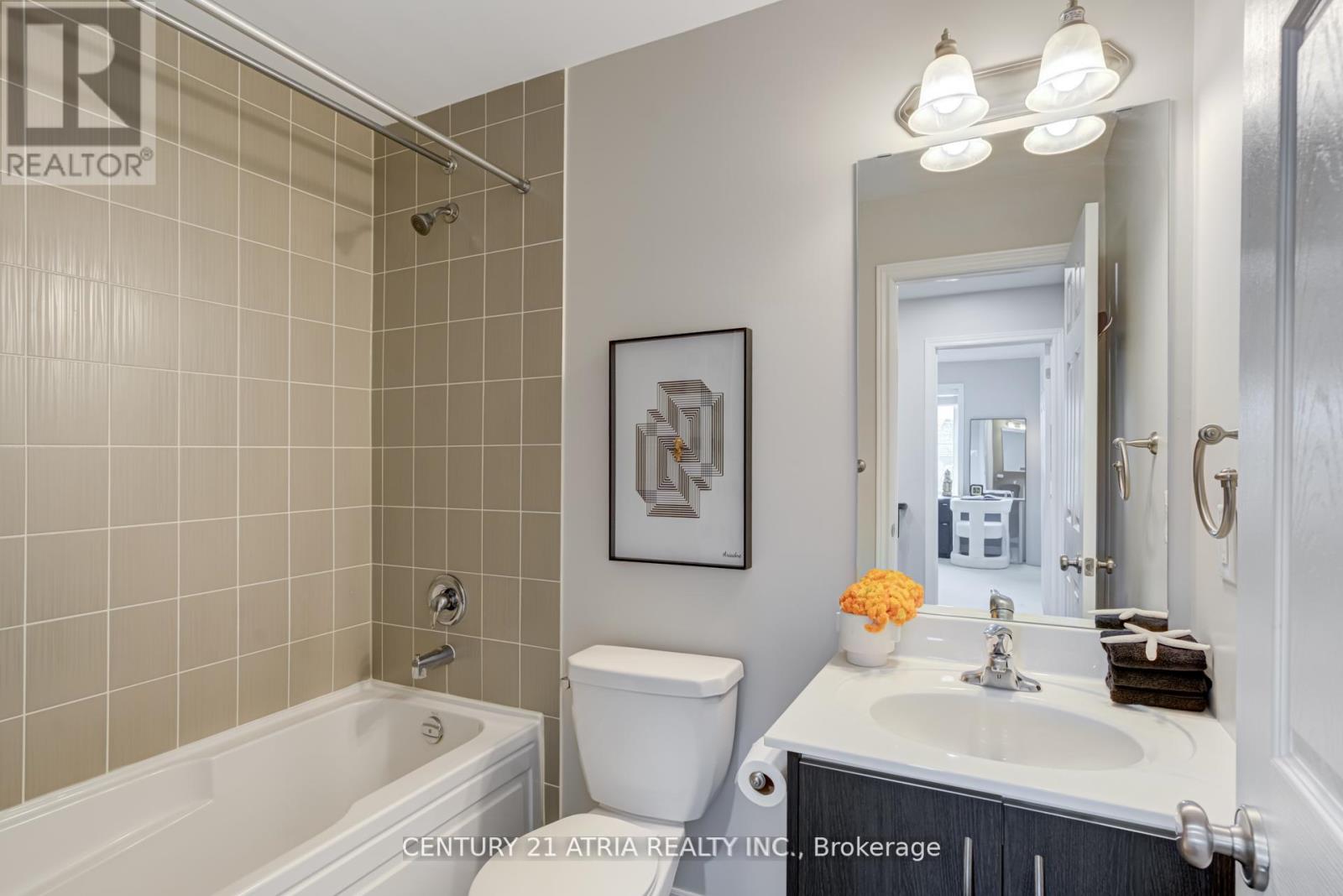 2918 Elgin Mills Road E, Markham, Ontario  L6C 0E5 - Photo 24 - N12334540