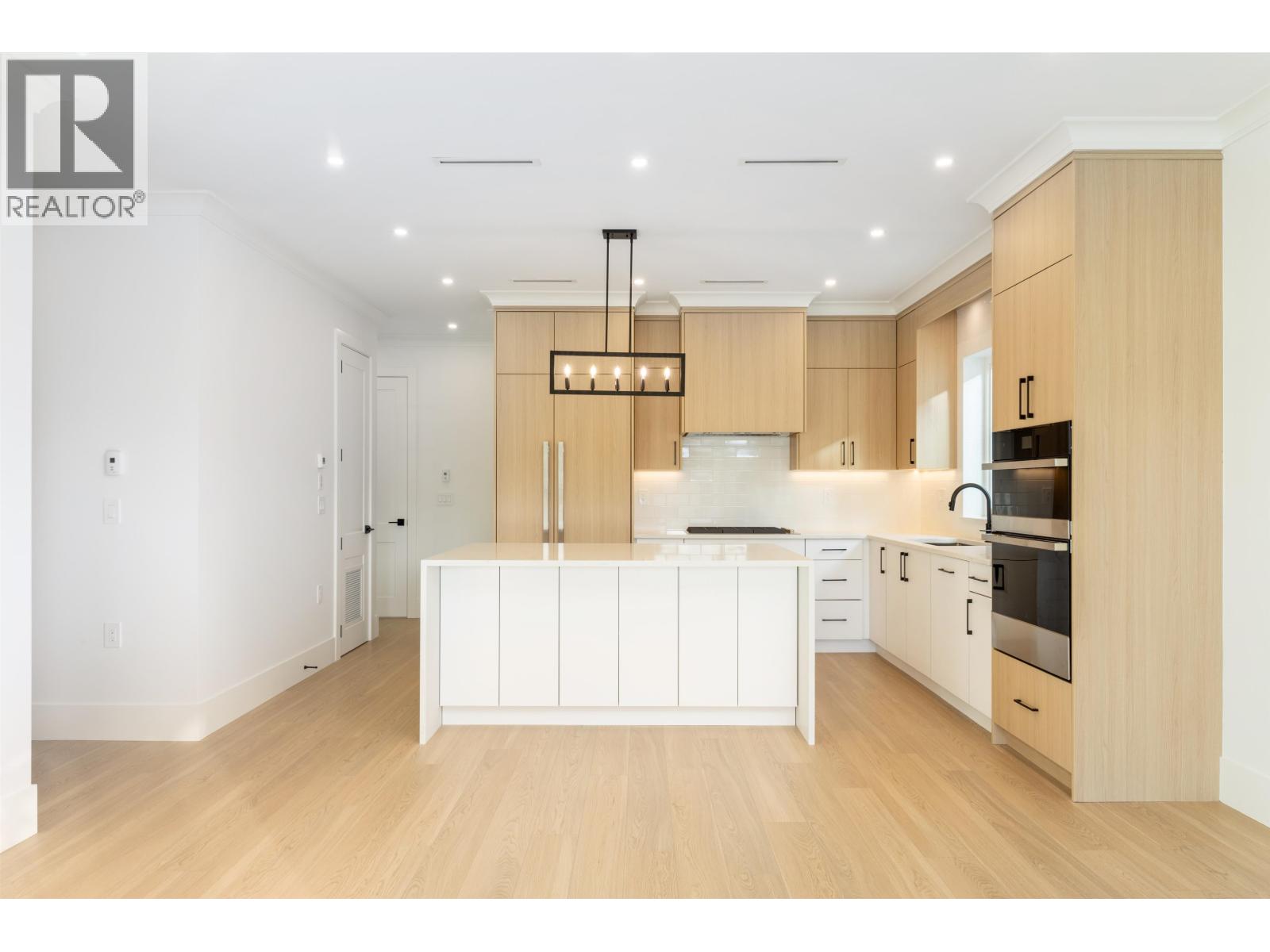 Property at 10446 WILLIAMS ROAD image 4