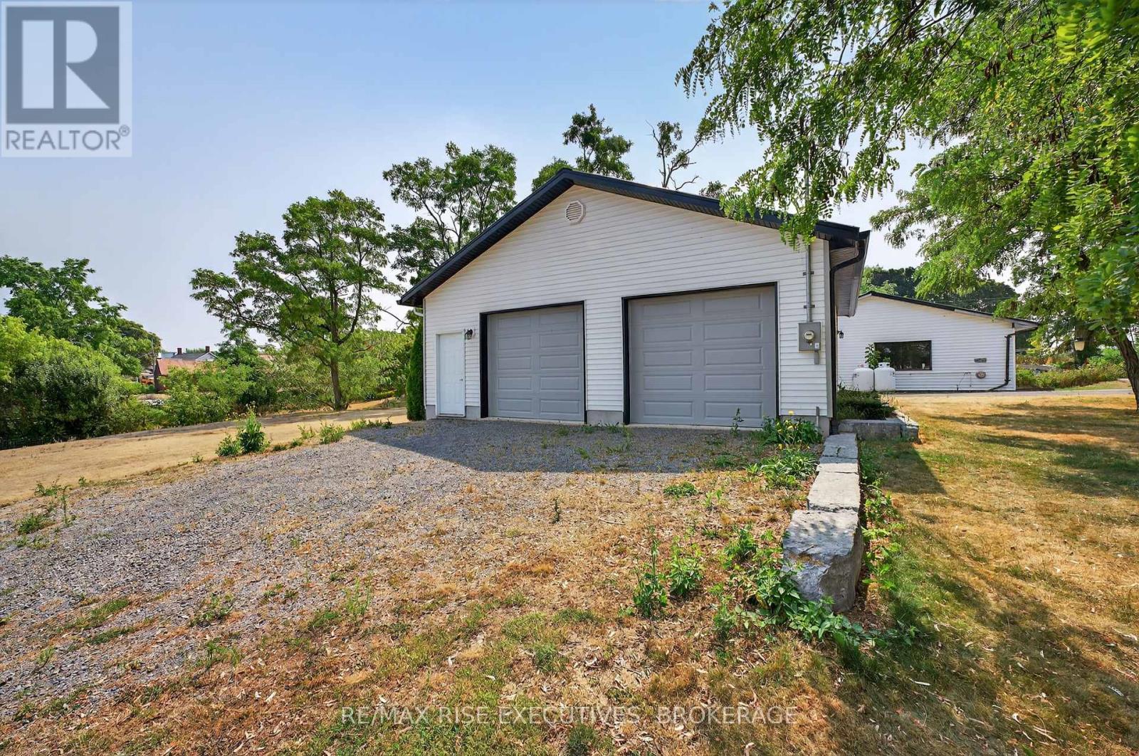 14 Highway 95, Frontenac Islands, Ontario  K0H 2Y0 - Photo 36 - X12334559